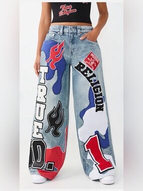 Jessie Mid Rise Mixed Patch Super Baggy Jean